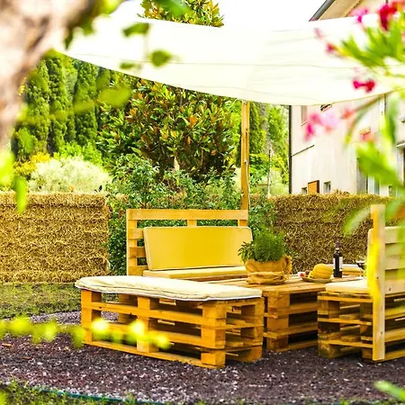 Hostly - Il Casale Dei Nini Apartment *